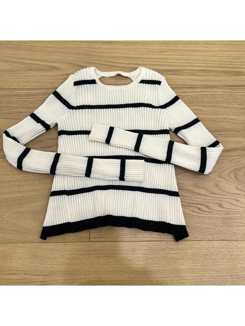 Adult Women’s Small Zara Knit Cream Black Striped Ribbed Sweater